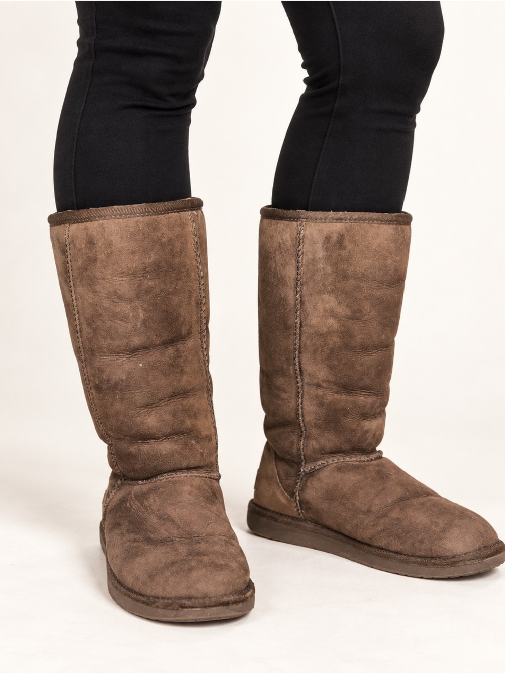 UGG Australia Classic Tall 5815 Chocolate Brown Boots Women’s 6